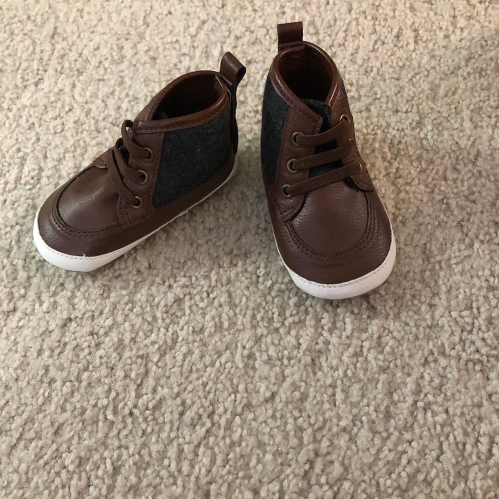 Old Navy Baby Toddler Boots leather flannel 12-18